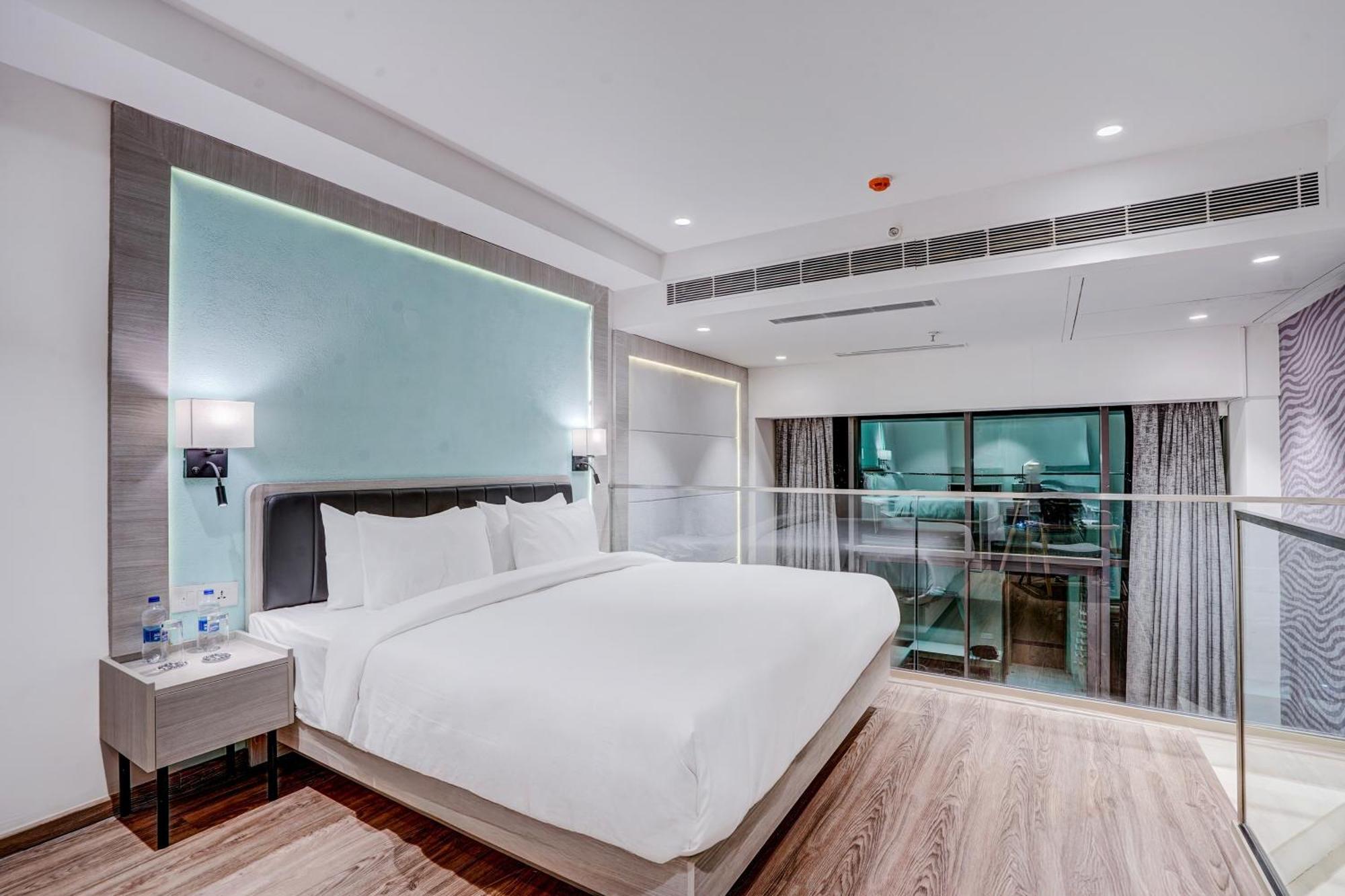Sunday Hotels And Residences Gurgaon Esterno foto