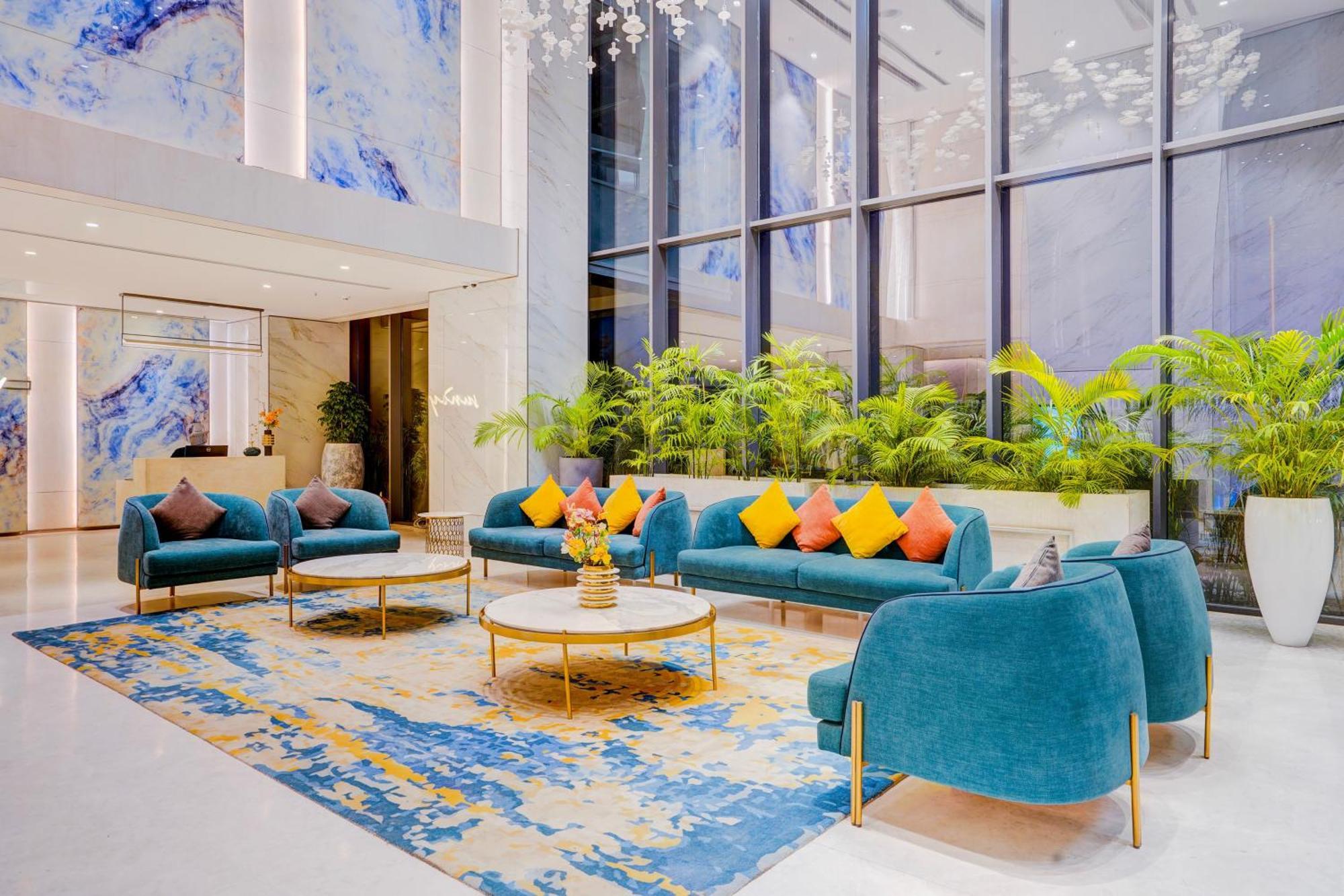 Sunday Hotels And Residences Gurgaon Esterno foto