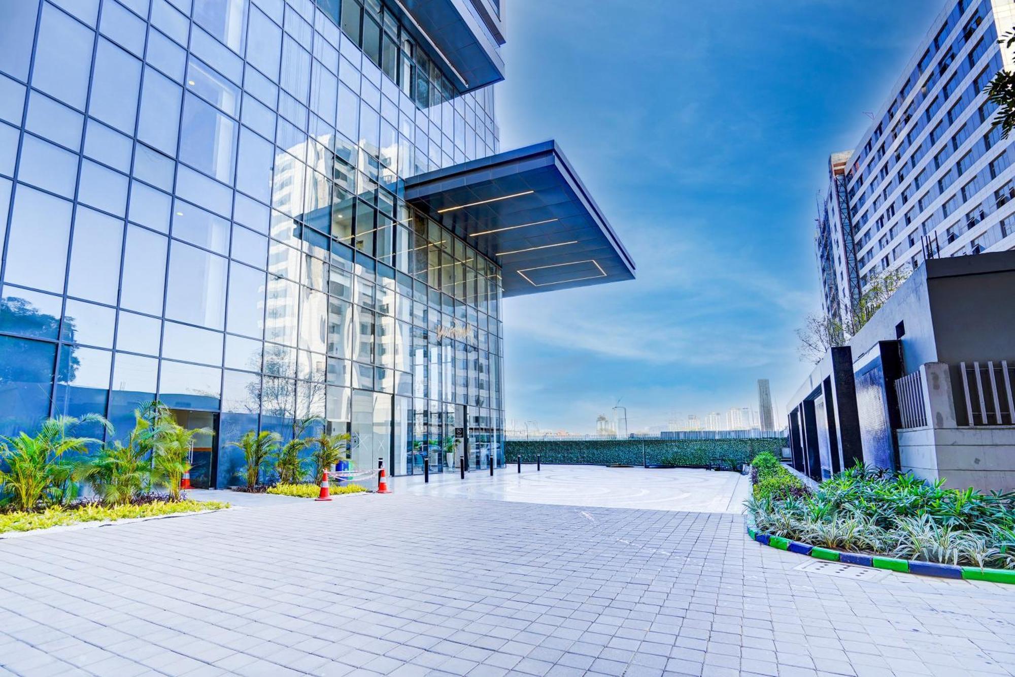 Sunday Hotels And Residences Gurgaon Esterno foto