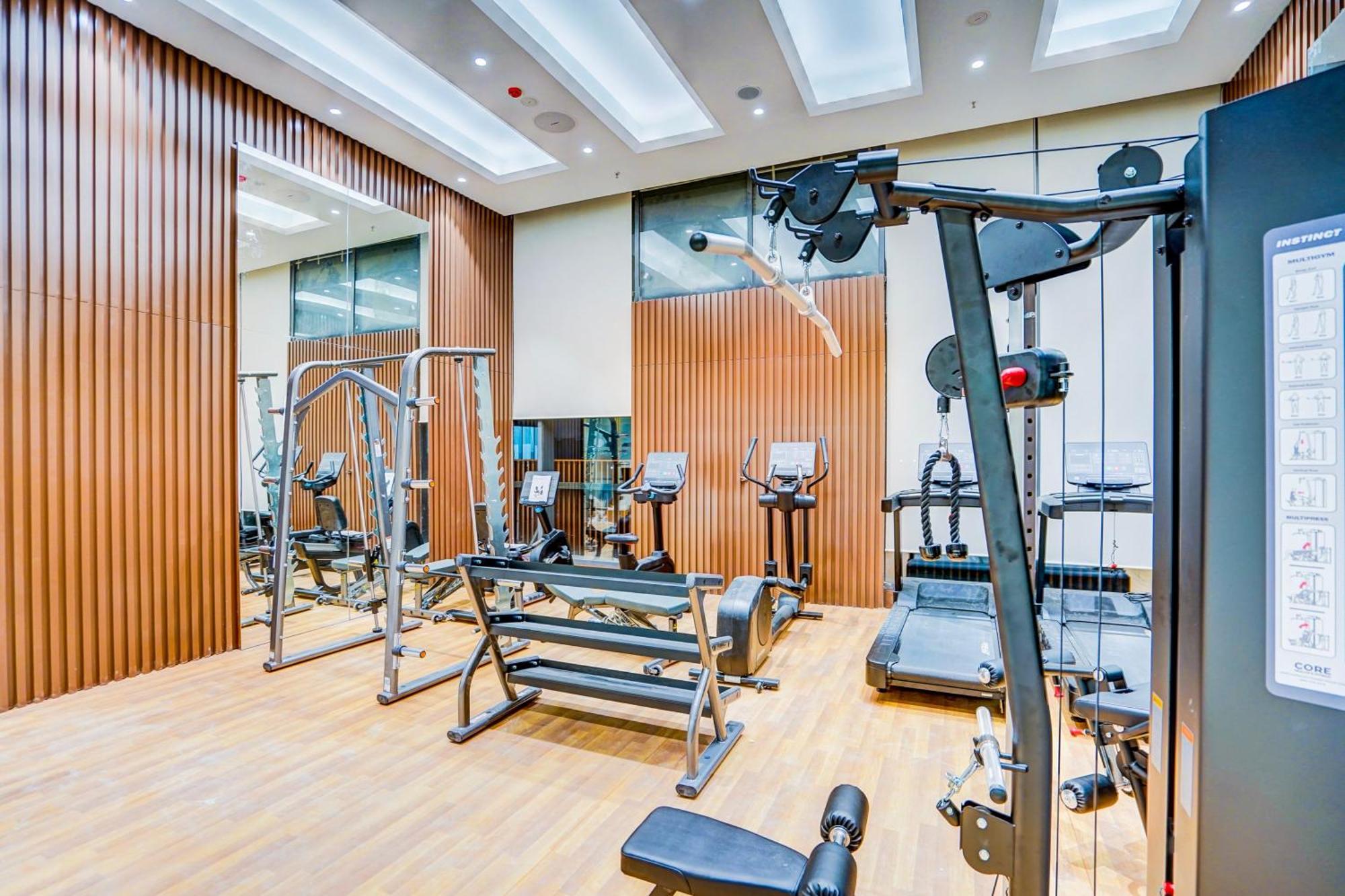 Sunday Hotels And Residences Gurgaon Esterno foto