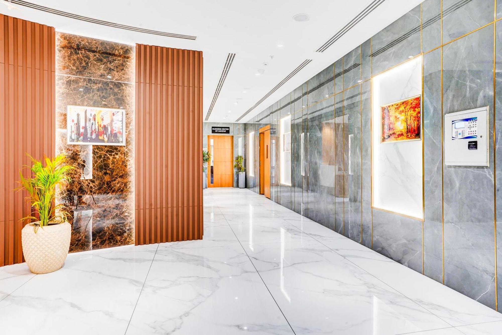 Sunday Hotels And Residences Gurgaon Esterno foto