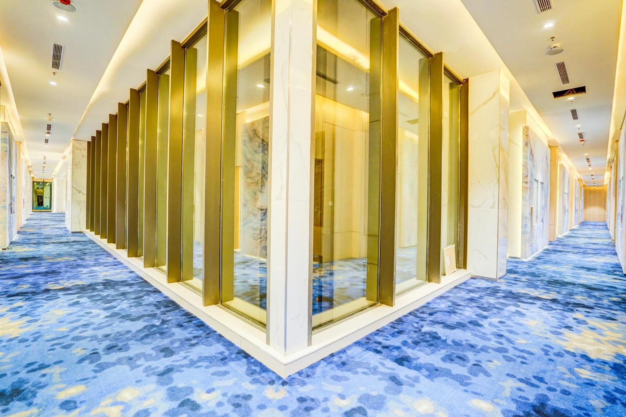 Sunday Hotels And Residences Gurgaon Esterno foto